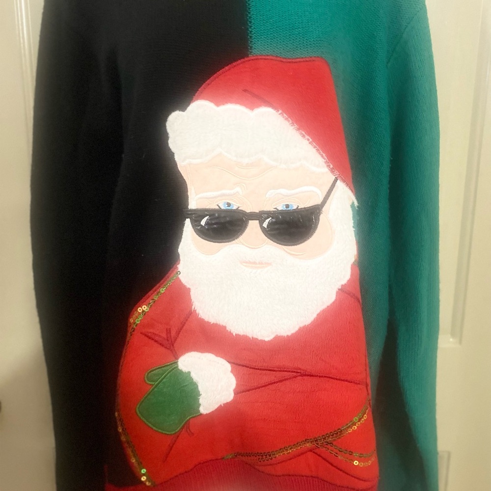 Women’s Santa Holiday Sweater Embossed XL (42-44) Graphic Textured